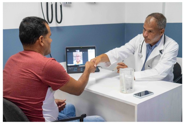 Digitel dotó de conectividad a centros educativos y de salud en la Isla de Coche