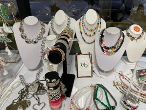 Patrizia Stelluto Elevando la joyería artística con una fusión de tradición