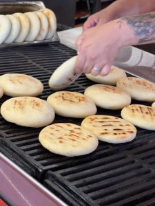 La Arepota Restaurante abre oficialmente sus puertas en el corazón de Charallave