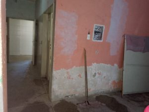 Denuncian arbitraria reubicación escolar en condiciones precarias: comunidad educativa exige respuesta urgente (+Fotos)