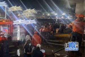 Incendio en el Mercado Mayor de Coche fue controlado por Bomberos de Caracas