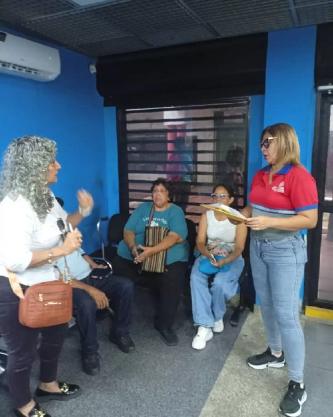 Habitantes de Lecumberry en Cúa exigen soluciones ante severa falla de agua potable
