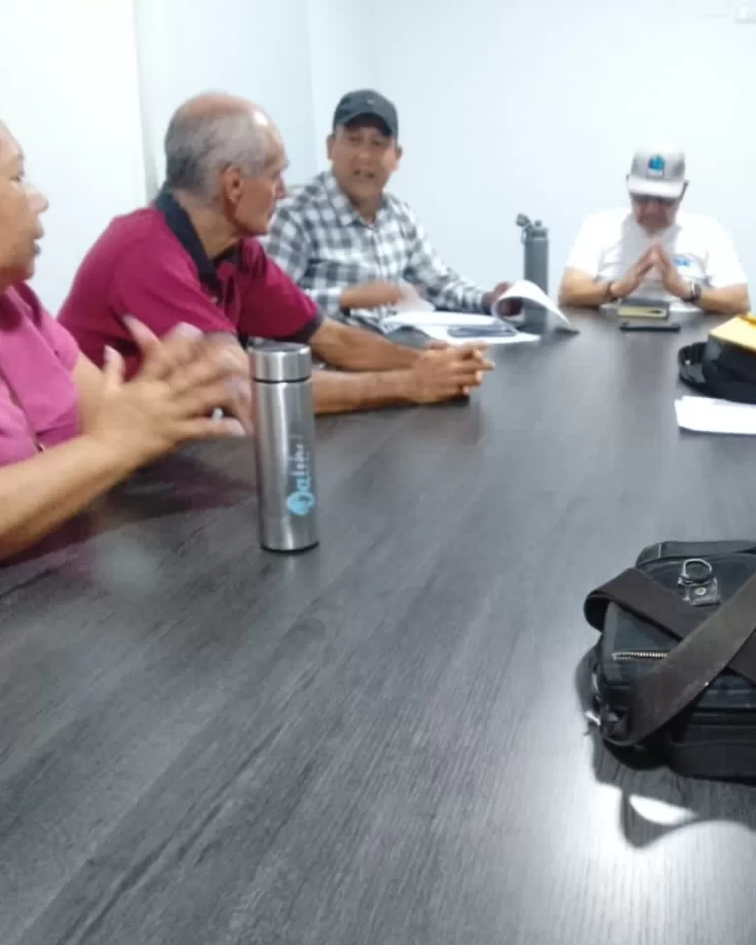 Habitantes de Lecumberry en Cúa exigen soluciones ante severa falla de agua potable